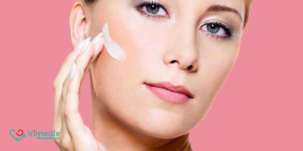 Kit Skin Care: Rotina Completa para Proteger, Clarear e Rejuvenescer a Pele  
